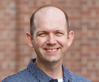 Zach Olson Headshot